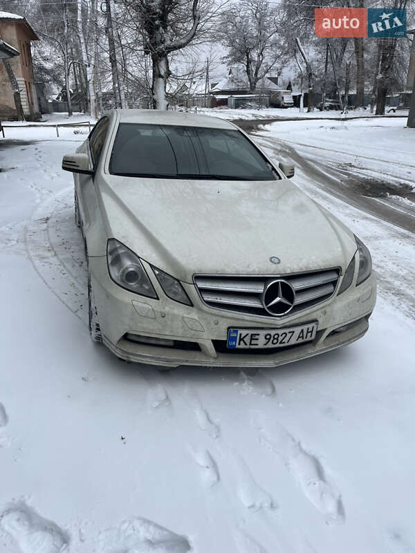 Купе Mercedes-Benz E-Class 2011 в Дніпрі
