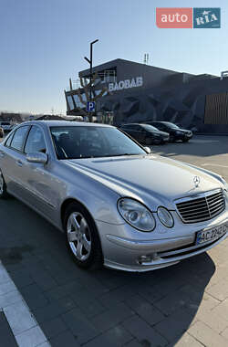 Седан Mercedes-Benz E-Class 2004 в Луцке