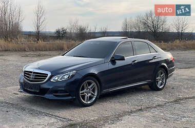 Седан Mercedes-Benz E-Class 2013 в Новодністровську