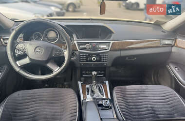 Седан Mercedes-Benz E-Class 2010 в Білій Церкві