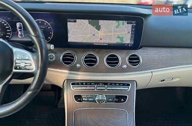 Седан Mercedes-Benz E-Class 2019 в 