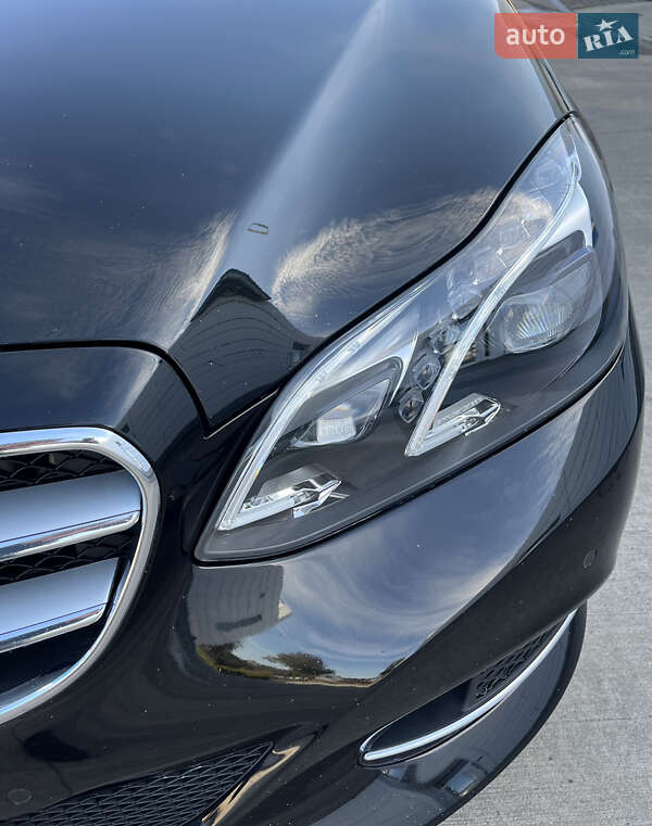 Седан Mercedes-Benz E-Class 2014 в Вараші