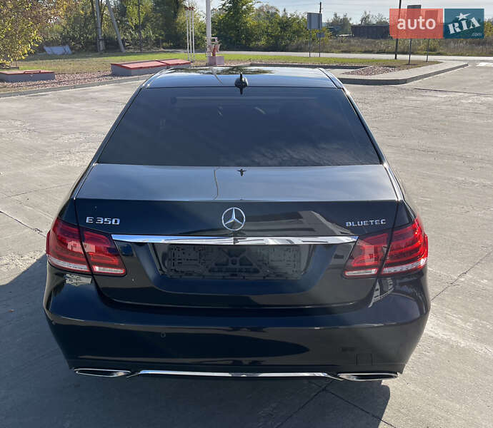 Седан Mercedes-Benz E-Class 2014 в Вараші
