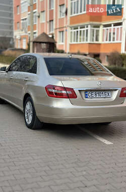 Седан Mercedes-Benz E-Class 2010 в Чернівцях