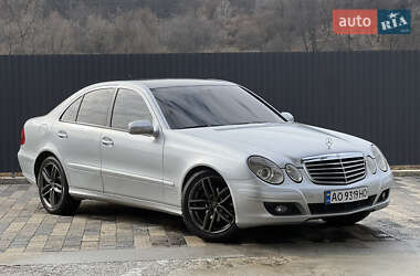 Седан Mercedes-Benz E-Class 2006 в Сваляві