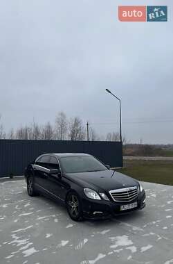 Седан Mercedes-Benz E-Class 2010 в Камне-Каширском