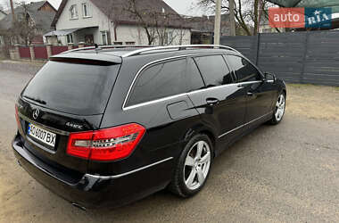 Универсал Mercedes-Benz E-Class 2010 в Тересве