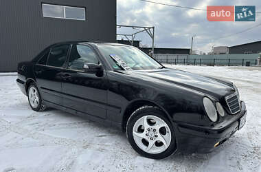 Седан Mercedes-Benz E-Class 2002 в Тернополе