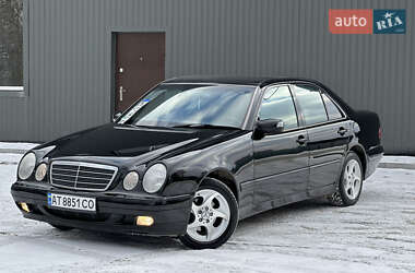 Седан Mercedes-Benz E-Class 2002 в Тернополе