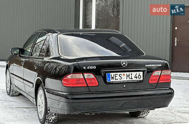 Седан Mercedes-Benz E-Class 2002 в Тернополе