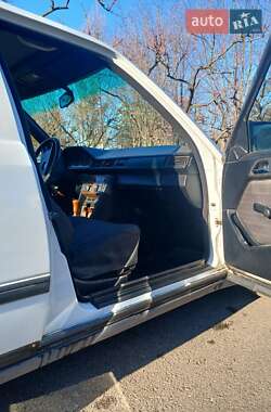 Седан Mercedes-Benz E-Class 1988 в 