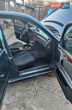 Седан Mercedes-Benz E-Class 1996 в 