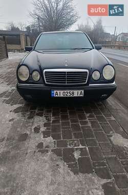 Седан Mercedes-Benz E-Class 1996 в Тернополе