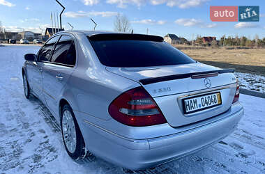 Седан Mercedes-Benz E-Class 2004 в Рівному