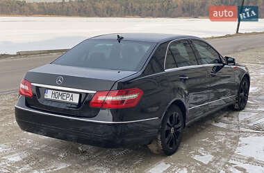 Седан Mercedes-Benz E-Class 2009 в Львові