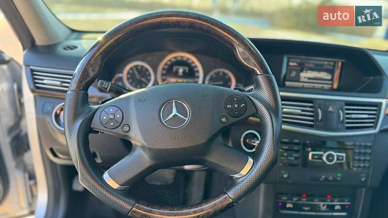 Универсал Mercedes-Benz E-Class 2012 в Житомире