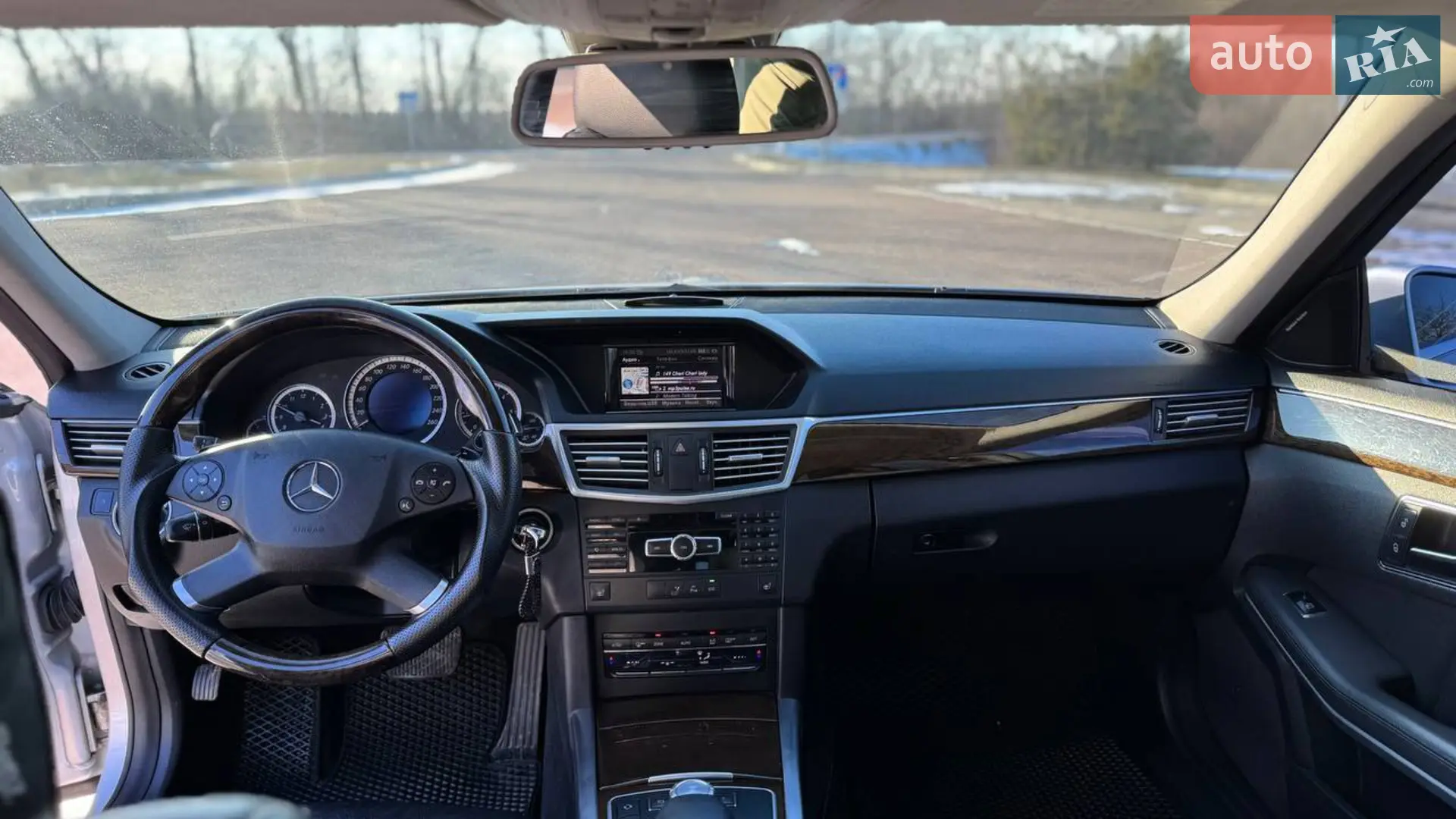 2012 Mercedes-Benz E-klasse - мініатюра 21