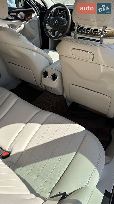 Универсал Mercedes-Benz E-Class 2018 в Нововолынске