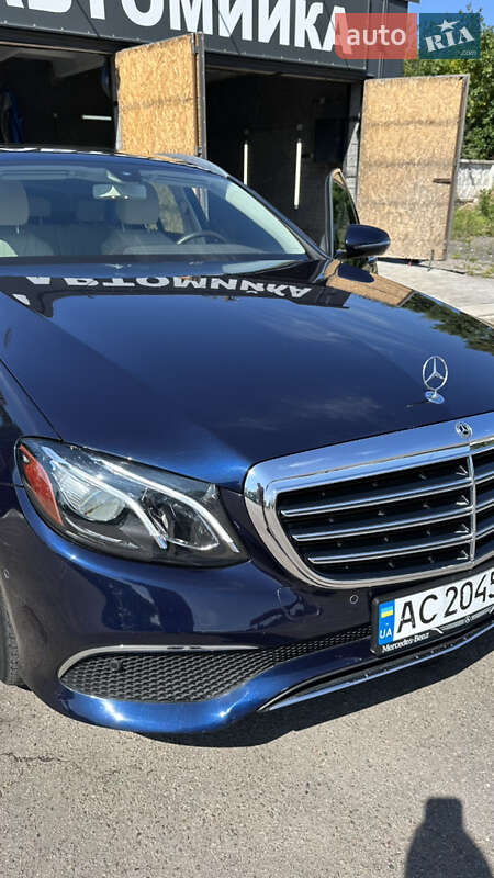 Универсал Mercedes-Benz E-Class 2018 в Нововолынске