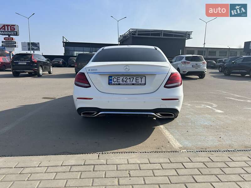 Седан Mercedes-Benz E-Class 2017 в Чернівцях