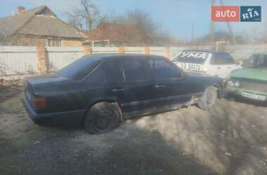 Седан Mercedes-Benz E-Class 1989 в 
