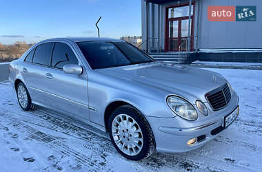 Седан Mercedes-Benz E-Class 2004 в Рівному