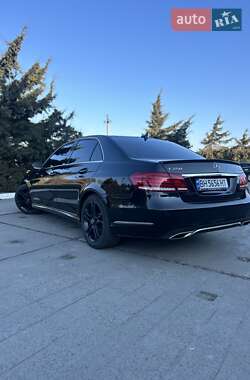 Седан Mercedes-Benz E-Class 2013 в 