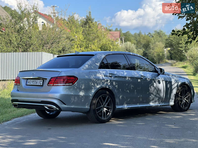 Седан Mercedes-Benz E-Class 2015 в Сваляве