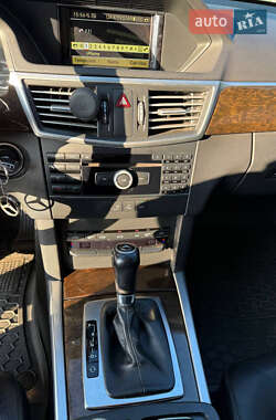 Универсал Mercedes-Benz E-Class 2011 в 
