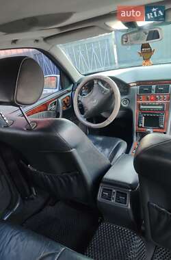 Седан Mercedes-Benz E-Class 2001 в 