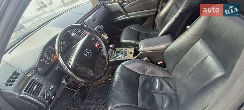 Седан Mercedes-Benz E-Class 1996 в Прилуках