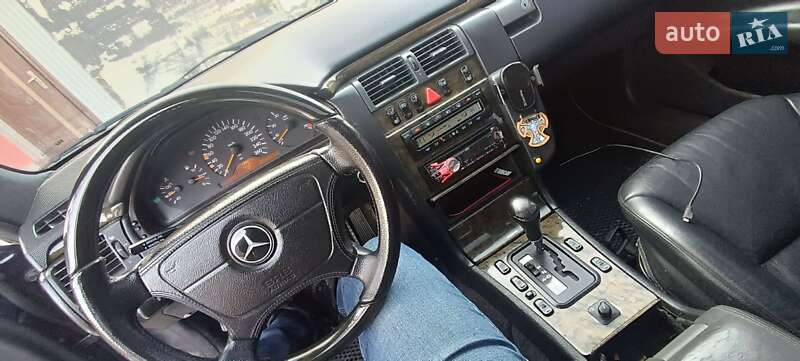 Седан Mercedes-Benz E-Class 1996 в Прилуках