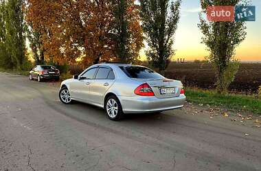 Седан Mercedes-Benz E-Class 2008 в Вільшанці