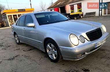 Седан Mercedes-Benz E-Class 2001 в Арцизе