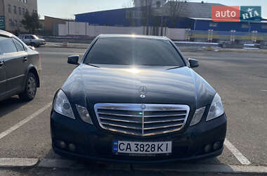 Седан Mercedes-Benz E-Class 2010 в Чорнобаї