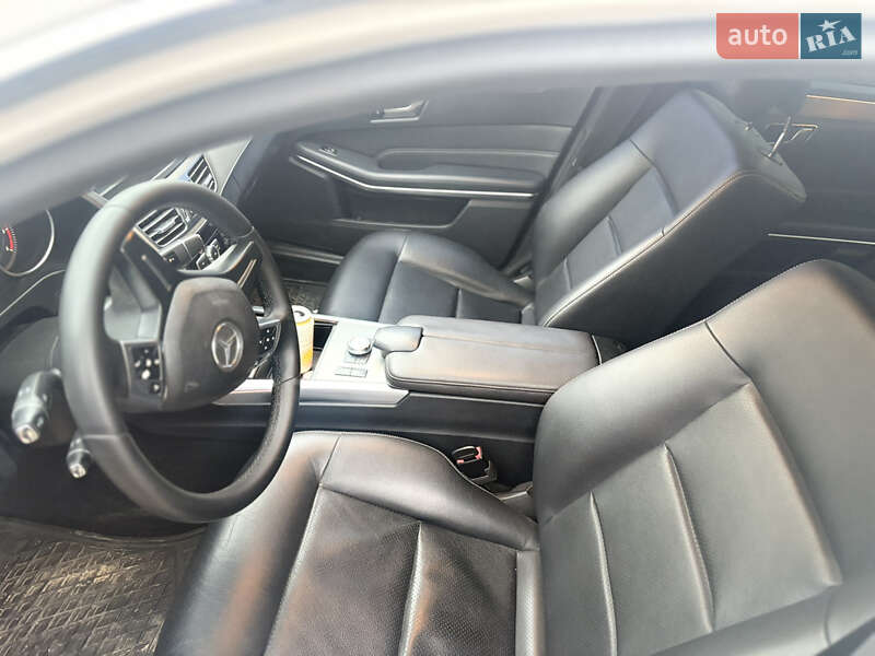 Седан Mercedes-Benz E-Class 2014 в Киеве