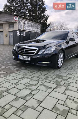 Седан Mercedes-Benz E-Class 2011 в Виноградові