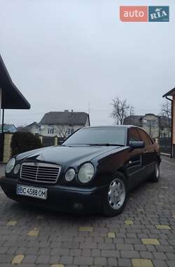 Седан Mercedes-Benz E-Class 1997 в 