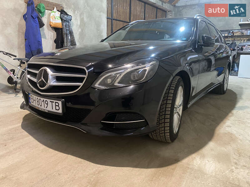 Универсал Mercedes-Benz E-Class 2014 в Одессе