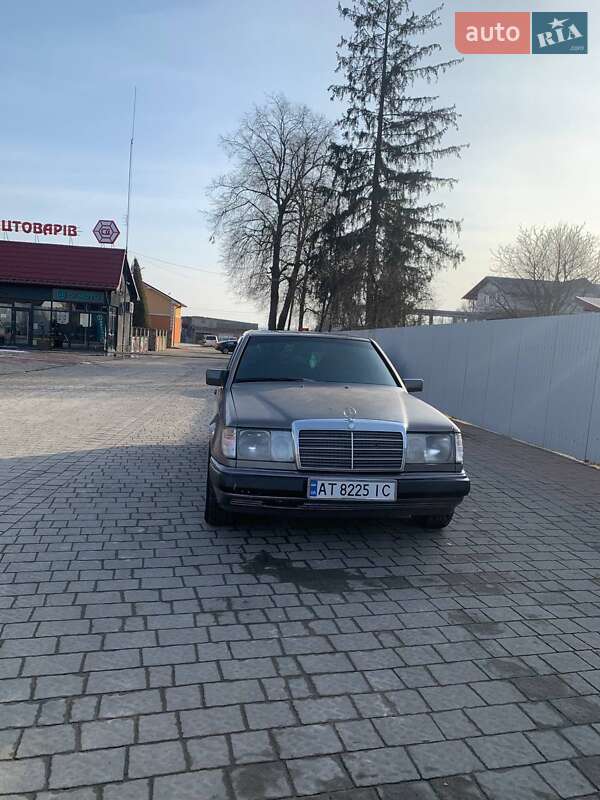 Седан Mercedes-Benz E-Class 1992 в Коломиї фото 3 Седан Mercedes-Benz E-Class 1992 в Коломиї