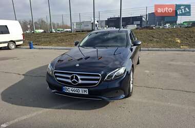 Седан Mercedes-Benz E-Class 2016 в Львові