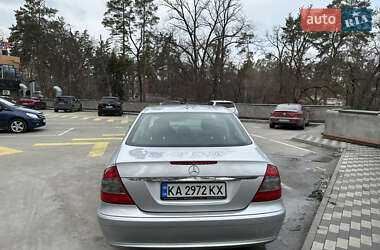 Седан Mercedes-Benz E-Class 2006 в Ірпені