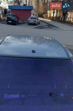 Седан Mercedes-Benz E-Class 1987 в 