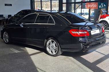 Седан Mercedes-Benz E-Class 2009 в 