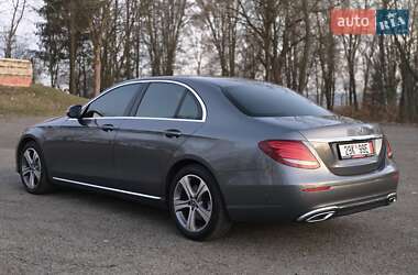 Седан Mercedes-Benz E-Class 2018 в 