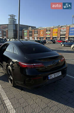 Купе Mercedes-Benz E-Class 2017 в 