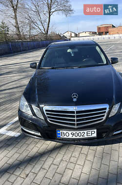 Седан Mercedes-Benz E-Class 2011 в Тернополі