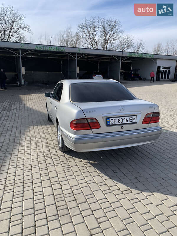 Седан Mercedes-Benz E-Class 2002 в Недобоевцах