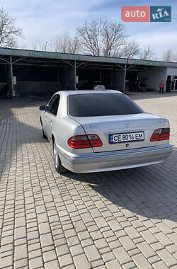 Седан Mercedes-Benz E-Class 2002 в Недобоївцях