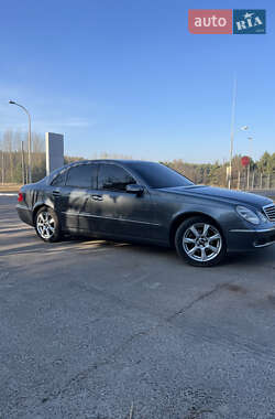 Седан Mercedes-Benz E-Class 2005 в Ковелі